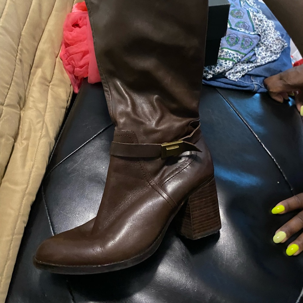 Leather boots